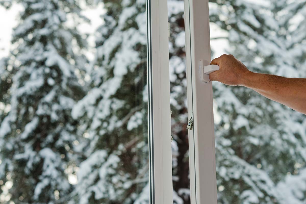 Can you replace your windows in the winter winter windows
