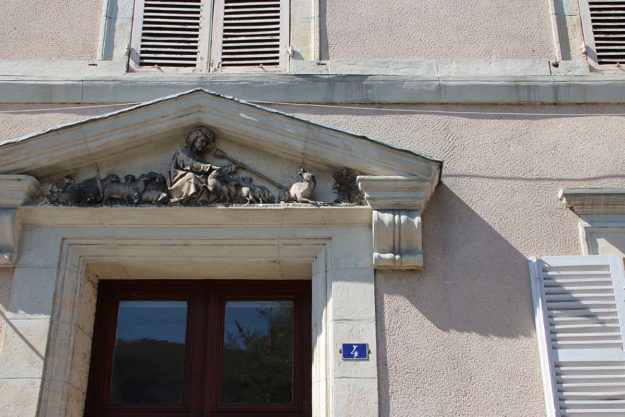 on example of exterior door pediment options