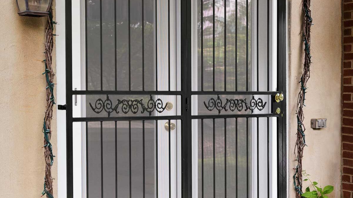 Gaurdian-patio-gates,sfw