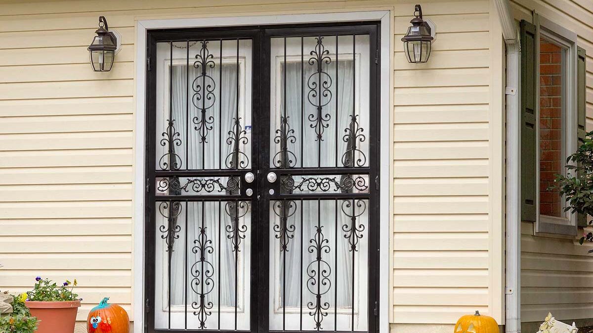 front facade of newly installed storm door